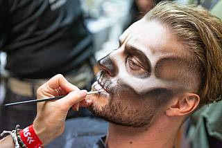 rc_thumbs/Backstage/swr3halloweenparty_alex_hindersmann_bachlerotte_1674132199.jpg